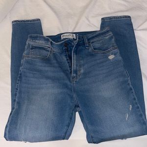 Abercrombie and Fitch The super skinny high rise jeans